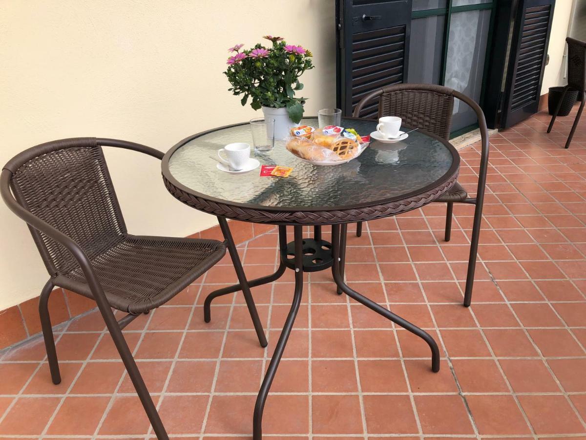 Il Giardino Di Nonno Agostino Acomodação com café da manhã Castellammare di Stabia Exterior foto